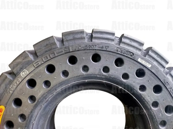 Шина цельнолитая CST 6.00-9 C8907